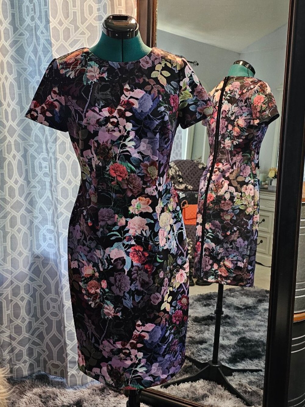 Adrianna Papell Floral Scuba Sheath Dress – Size 6 - Picture 3 of 7